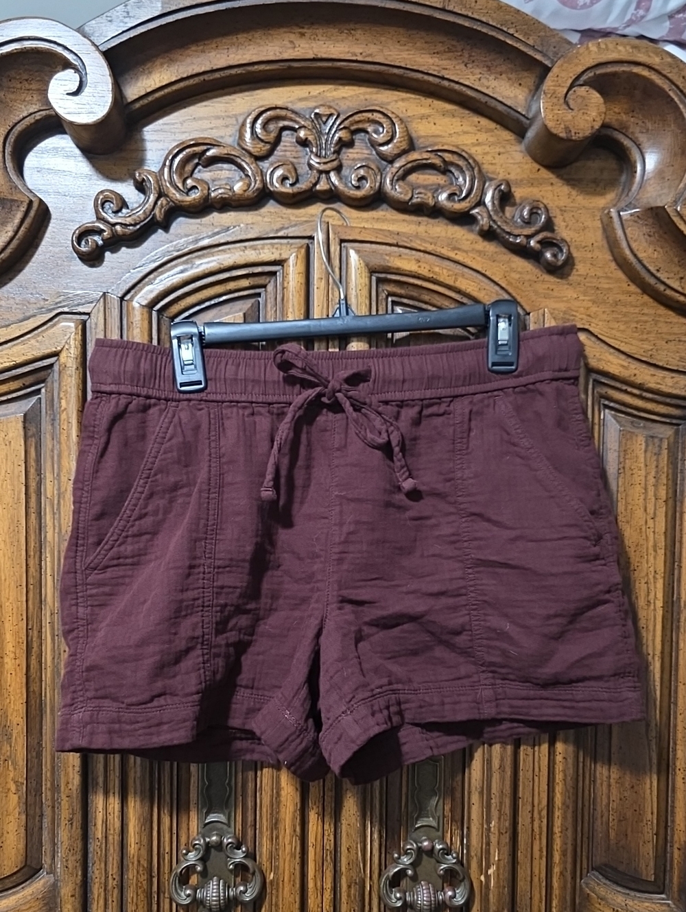LOFT Women's High-Waist Drawstring Shorts - Maroon
